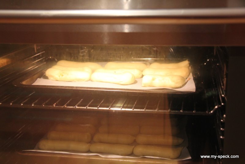 choux pastry mini-eclairs - baking