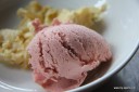 strawberry-balsamic-icecream... yum!