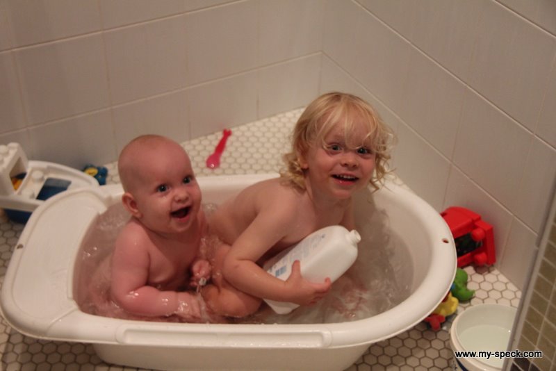 babes in the bath - luna at 7 months oscar at 2 years 7 months